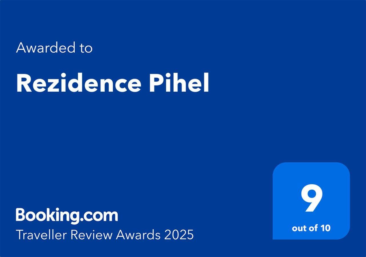 ホテル Rezidence Pihel Nový Bor エクステリア 写真